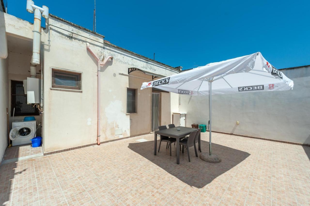 Casa Vacanze Petra Squinzano Exterior photo