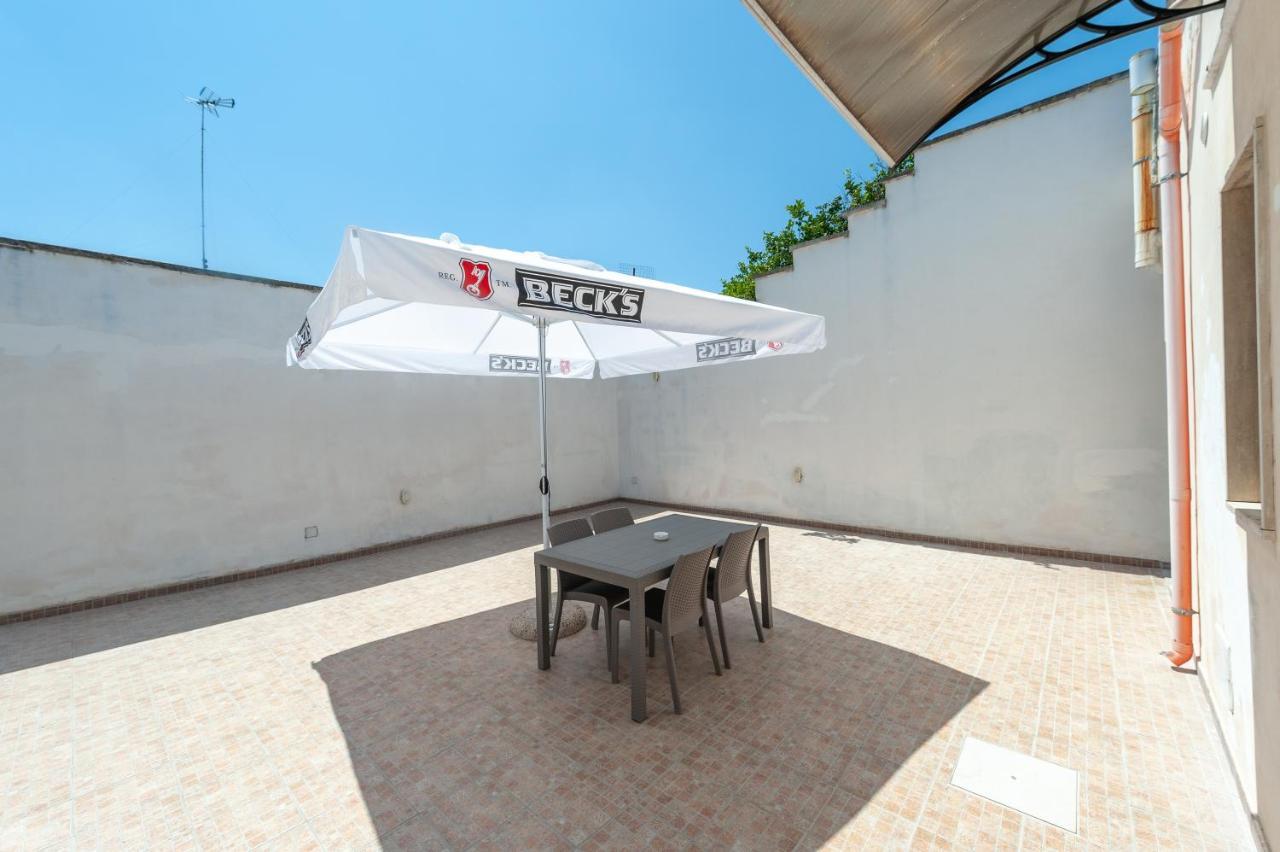 Casa Vacanze Petra Squinzano Exterior photo